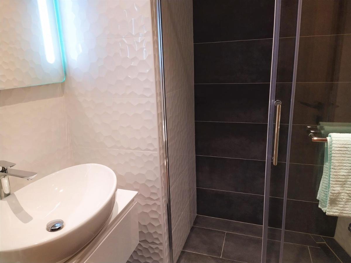 Luxury Apartment - Old Soul With A New Heart Cres Kültér fotó