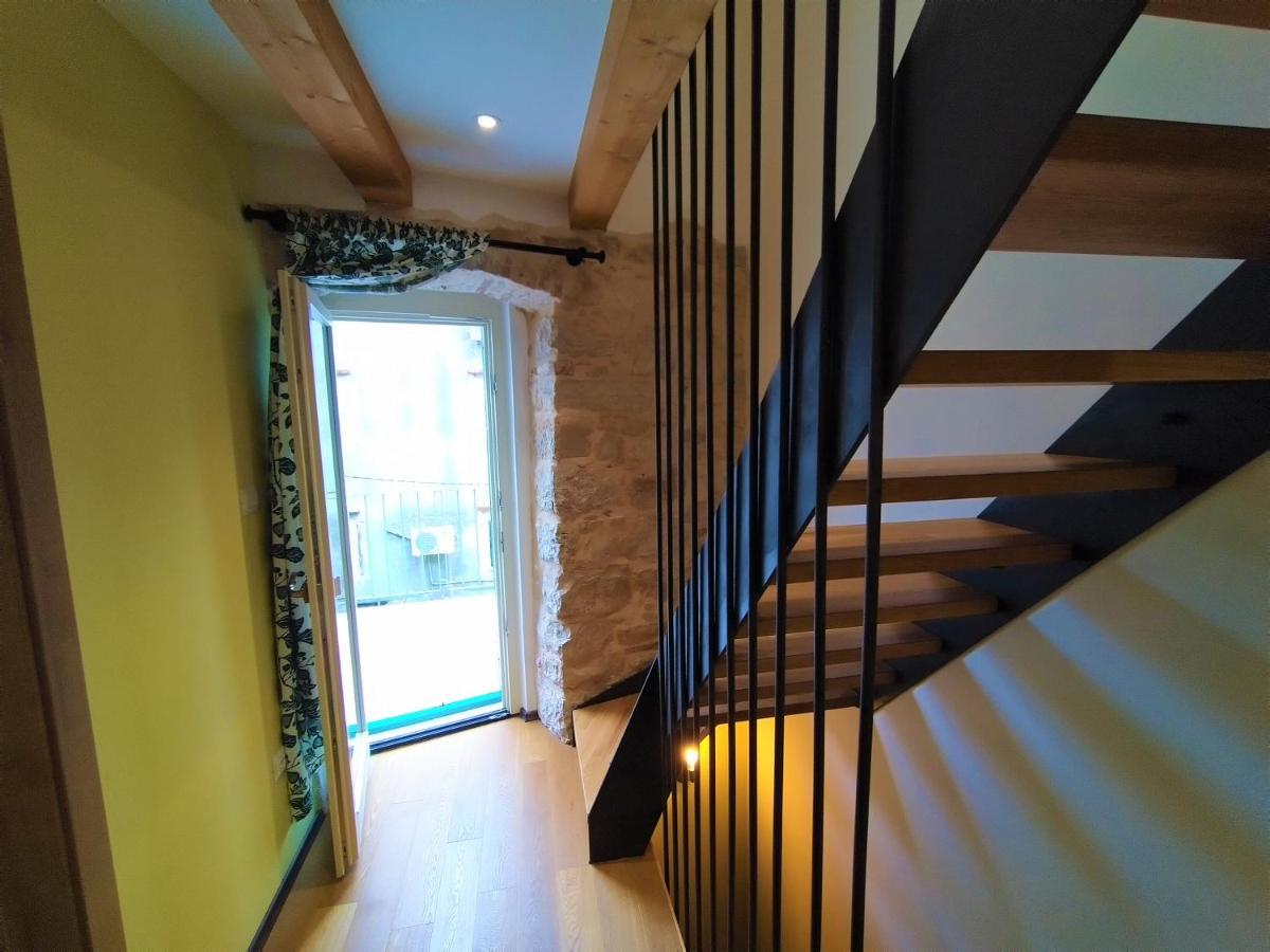 Luxury Apartment - Old Soul With A New Heart Cres Kültér fotó